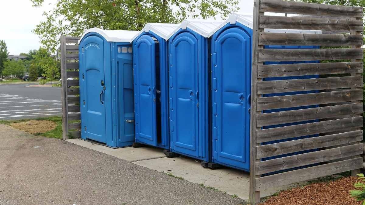 Porta Potty Rental Pros - Reliable Portable Toilet Rentals in Butler, IN, 46721